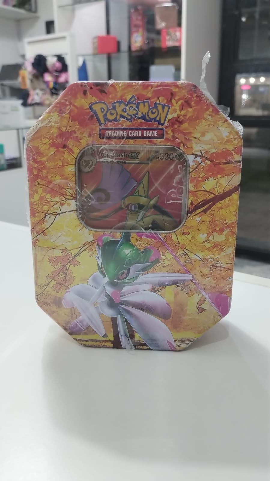 Cartas Pokémon lata grande