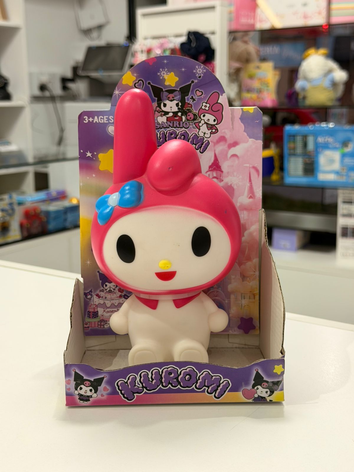Kuromi muñeco y My Melody