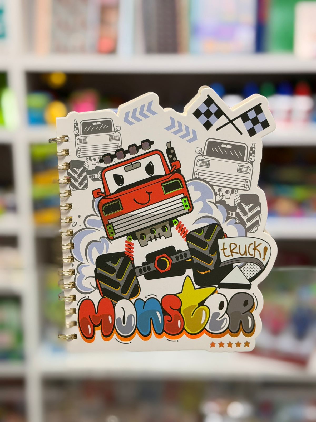 Cuaderno monster truck 13 × 17 con espiral 60 hojas
